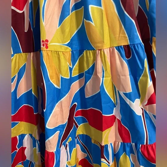 Floral Maxi Dress (small) Never Worn (tag included) - Picture 4 of 7